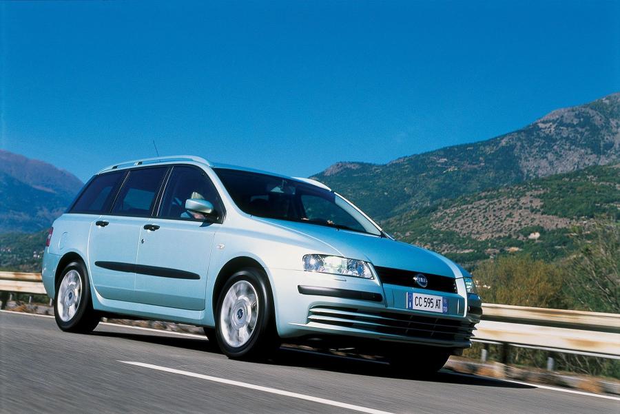  Fiat Stilo Wagon 2002 года  (фото 18 из 69)